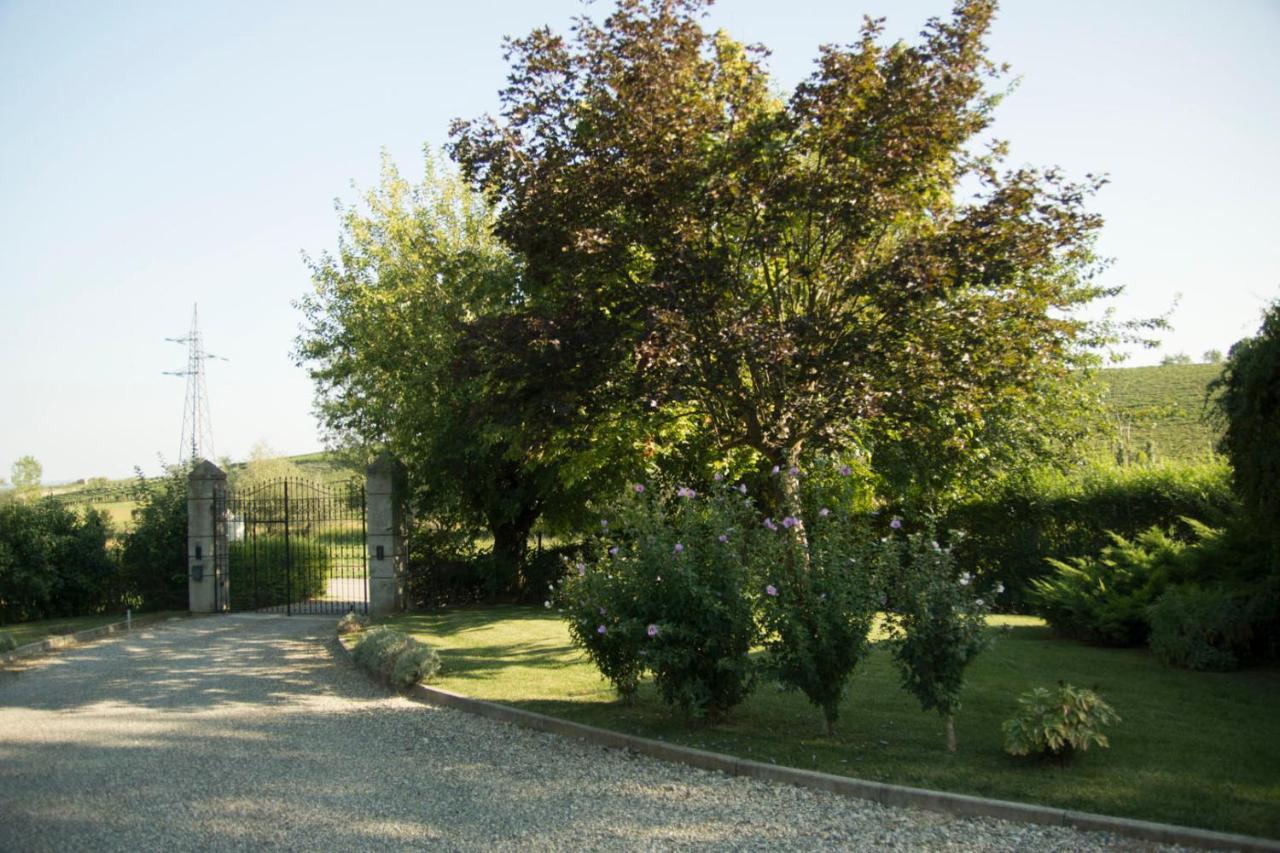 Cascina Dani Villa Agliano Terme Luaran gambar