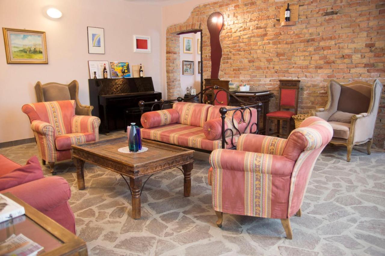 Cascina Dani Villa Agliano Terme Luaran gambar